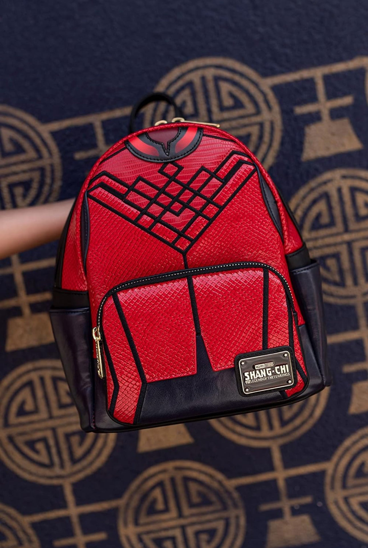 NUEVA (reventa) Mochila mini de Disney Marvel Shang-Chi para cosplay de Loungefly