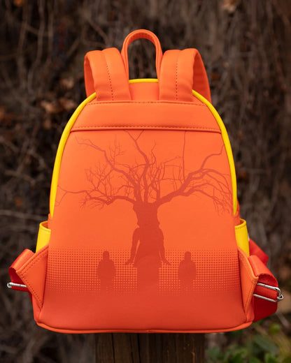 NUEVO (reventa) Exclusivo de 707 Street - Mochila pequeña iluminada para cosplay de Young Hee con temática de Netflix de Loungefly 