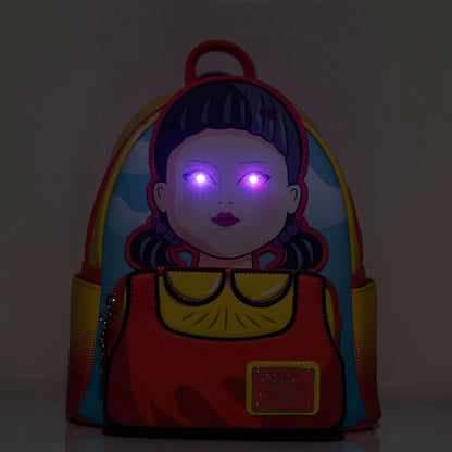 NUEVO (reventa) Exclusivo de 707 Street - Mochila pequeña iluminada para cosplay de Young Hee con temática de Netflix de Loungefly 