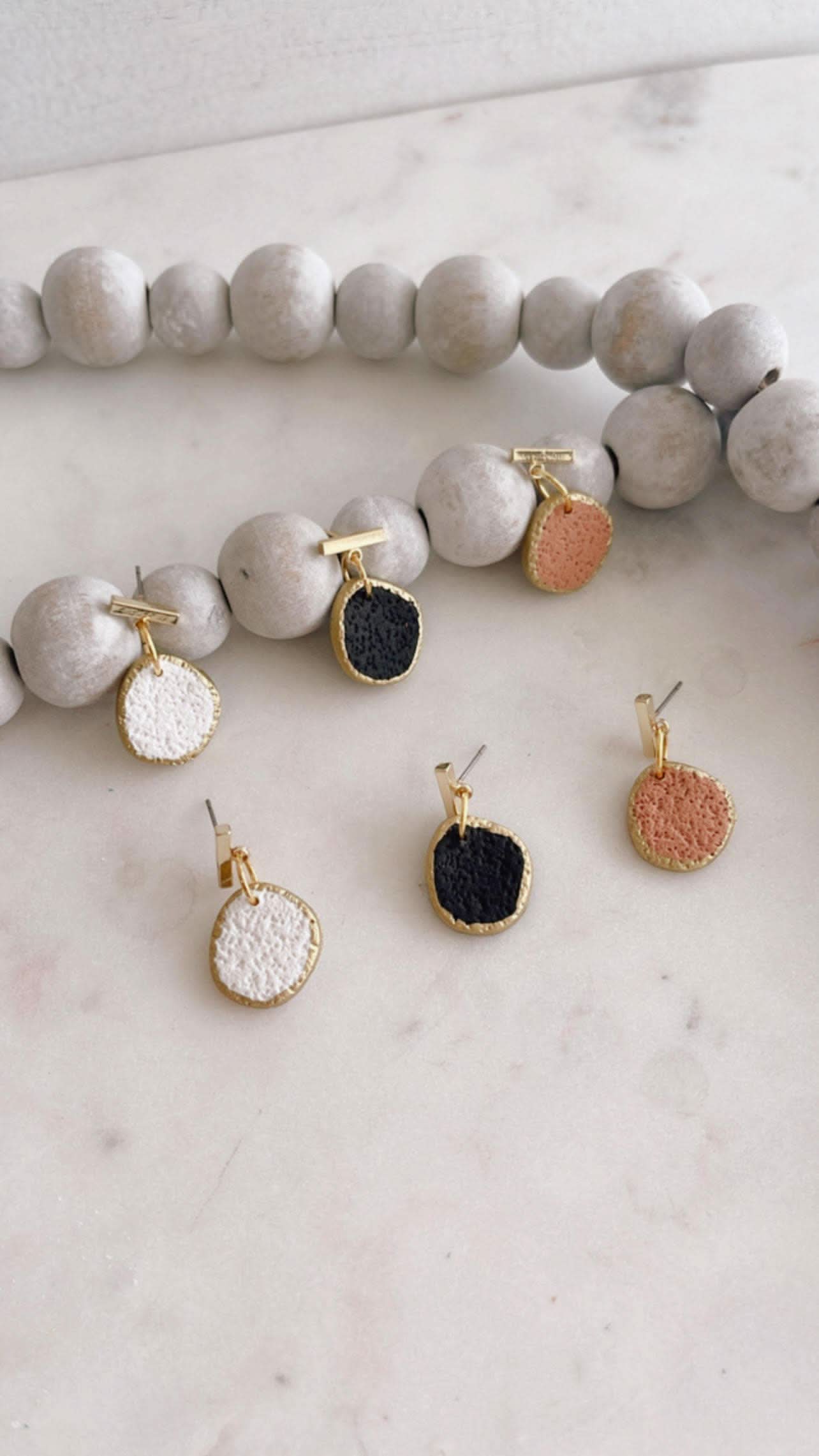 Dainty Organic Circle Everyday Earrings - MADE BY YEN